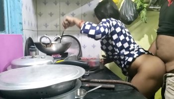 desi aunty hd videos